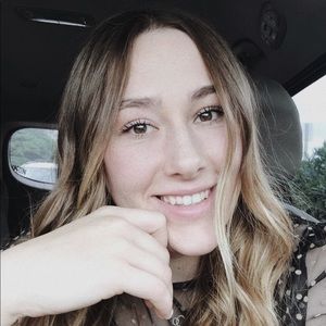 Meet your Posher, Amara